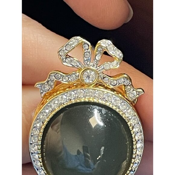 JOAN RIVERS Green Egg Shape Rhinestone Bow Gold-Tone Brooch Earrings Rare Set - Picture 9 of 16